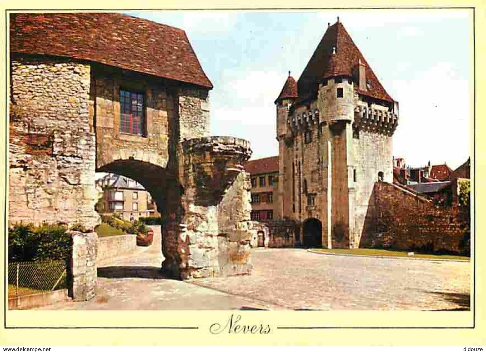 58 - Nevers - La Porte De Croux - Carte Neuve - CPM - Voir Scans Recto-Verso - Nevers