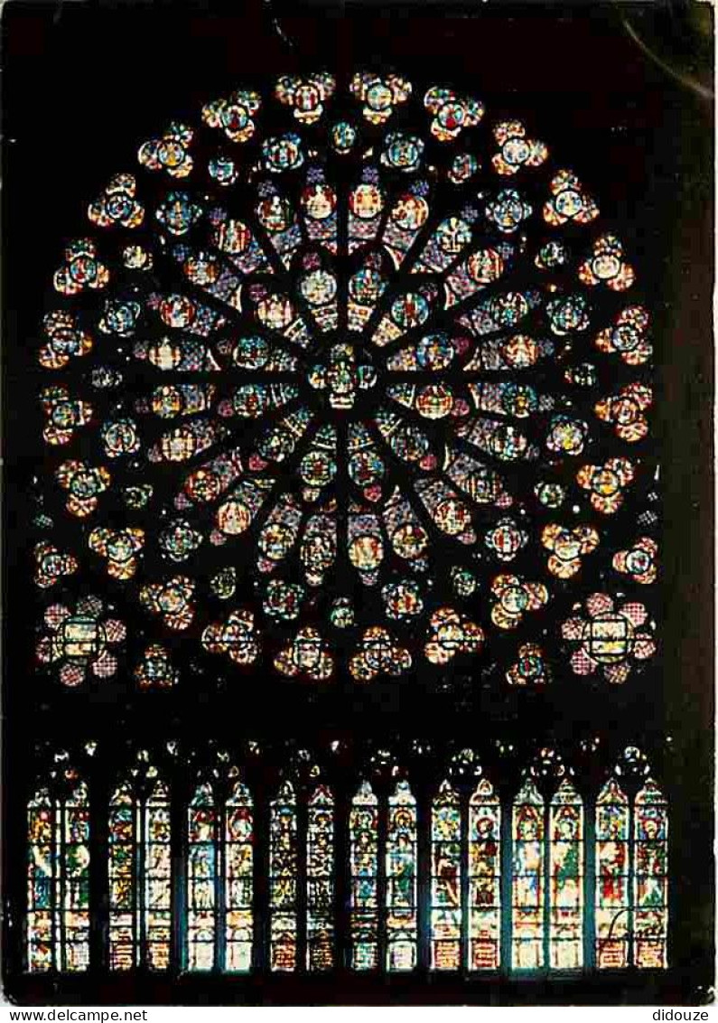 Art - Vitraux Religieux - Paris - Cathédrale Notre Dame - La Rosace Sud - CPM - Voir Scans Recto-Verso - Quadri, Vetrate E Statue