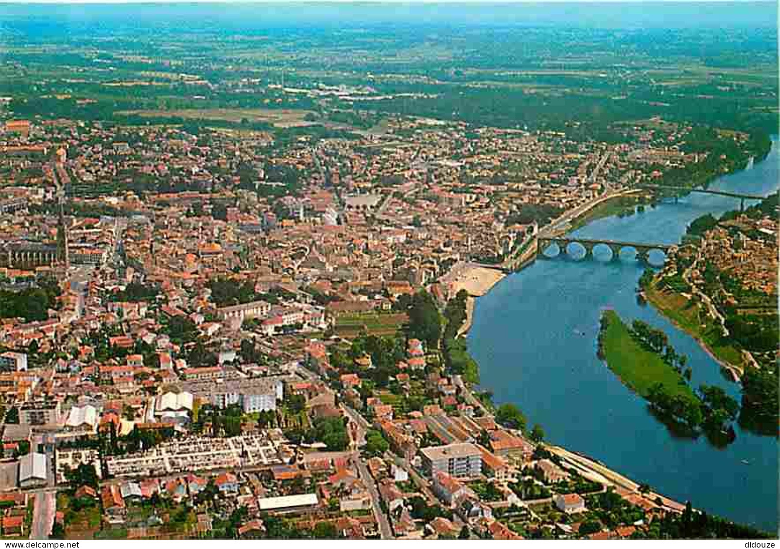 24 - Bergerac - Vue Générale Aérienne - CPM - Voir Scans Recto-Verso - Bergerac