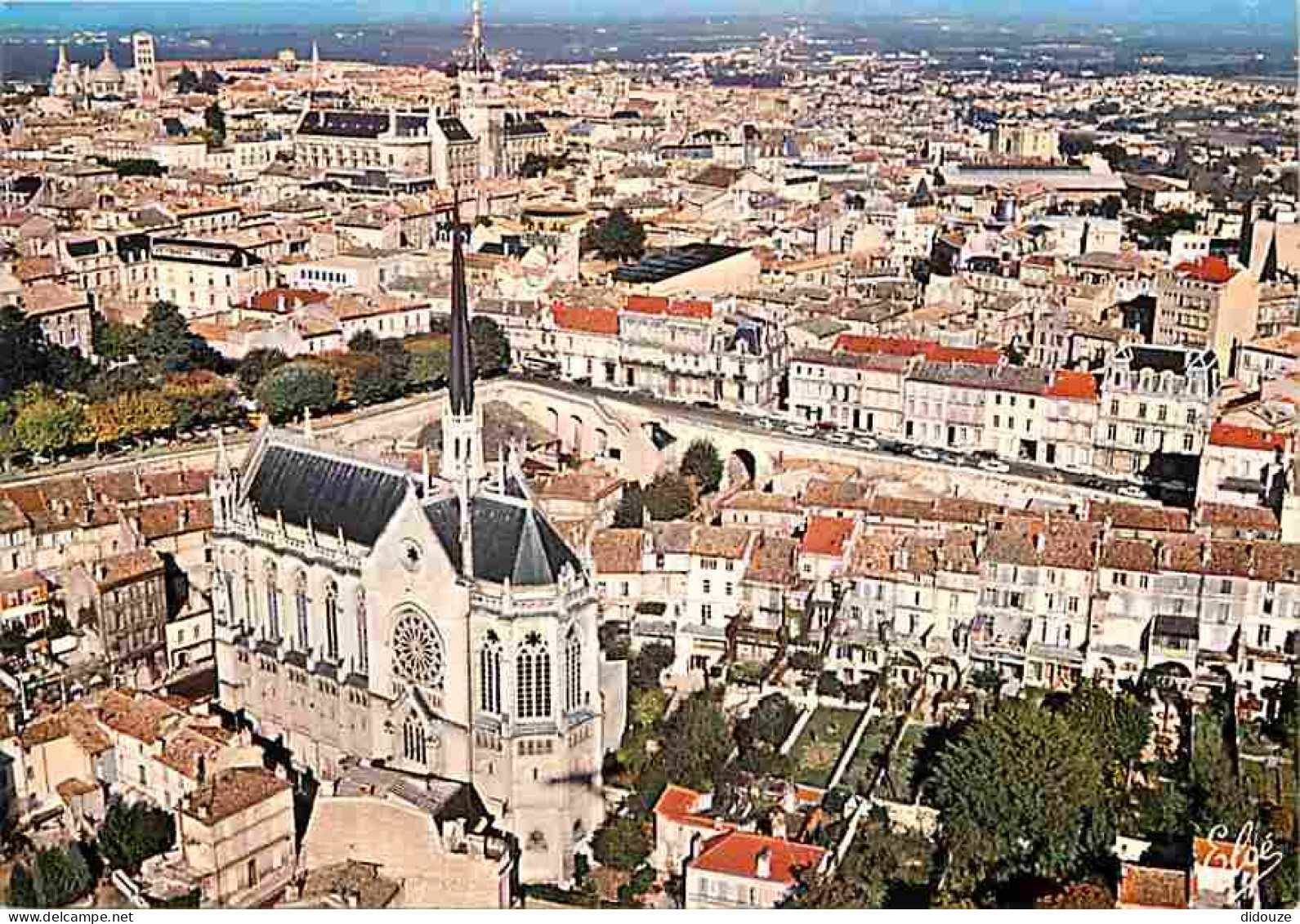 16 - Angouleme - Vue Générale Aérienne - Carte Neuve - CPM - Voir Scans Recto-Verso - Angouleme