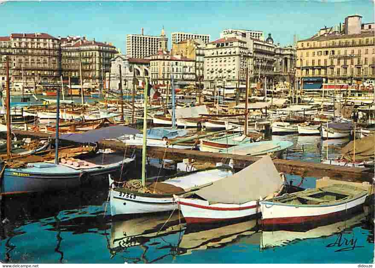 13 - Marseille - Le Port Et Des Barques De Pêche - CPM - Voir Scans Recto-Verso - Joliette, Zone Portuaire