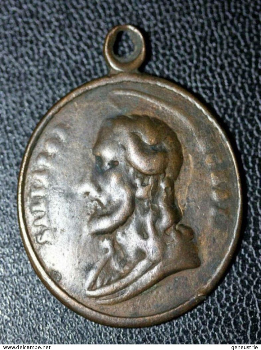 Médaille Religieuse XVIIIe Bronze "Jésus / Marie" Religious Medal - Religion & Esotericism