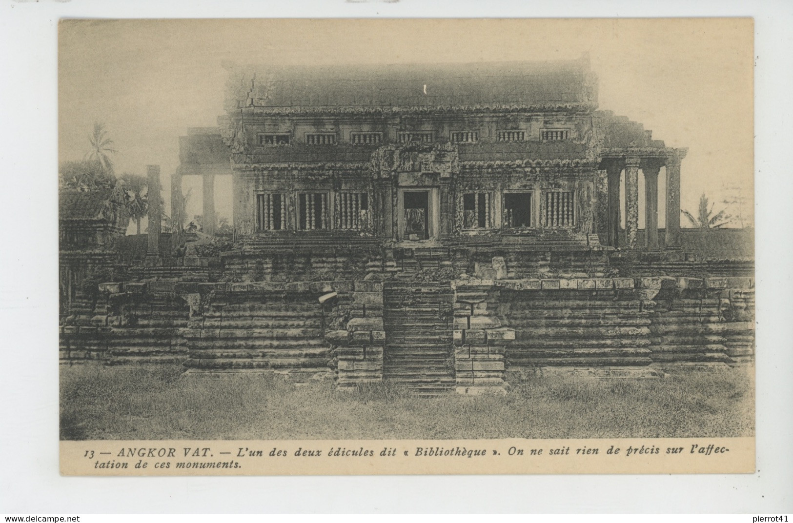 ASIE - CAMBODGE - ANGKOR VAT - L'un Des Deux édicules Dit "Bibliothèque " - Cambodia