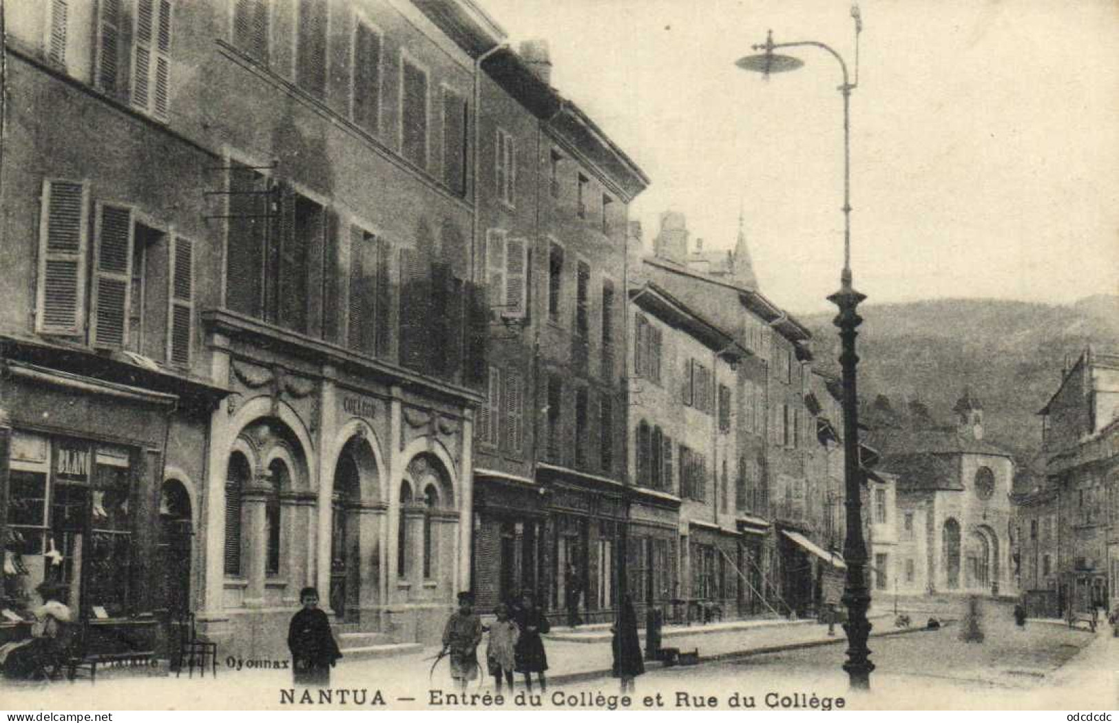 NANTUA  Entrée Du Collège Et Rue Du Collège RV - Nantua