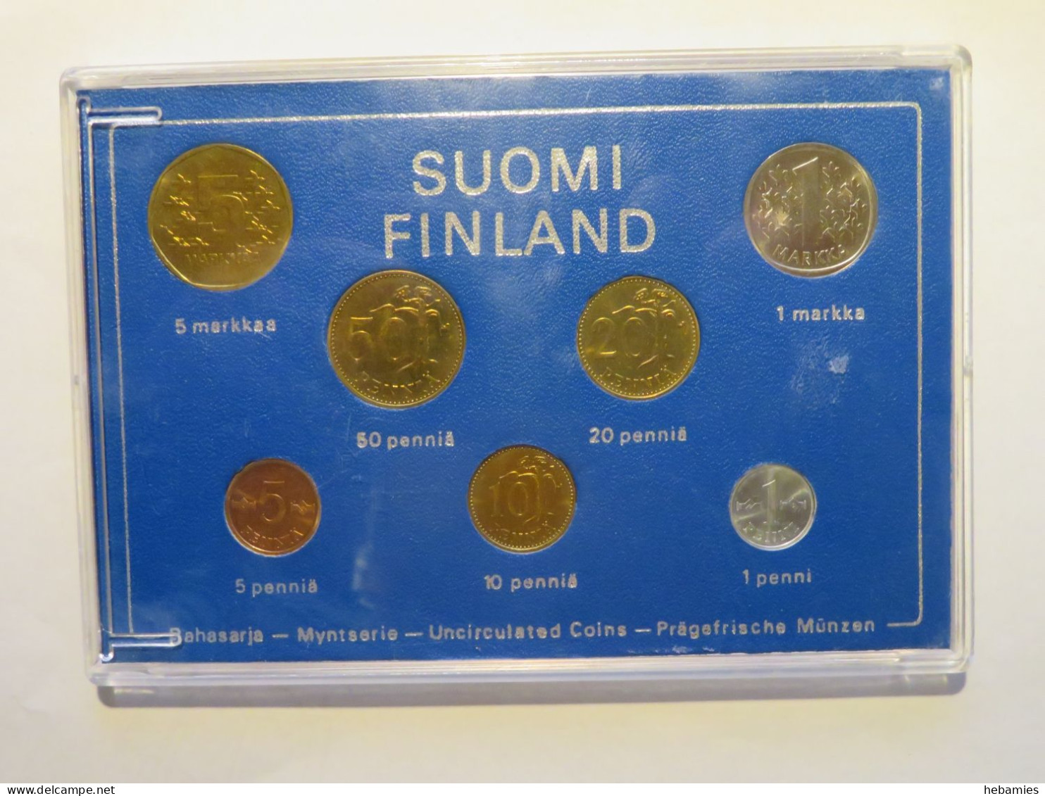 The Mint Of Finland Official Coin Set Year 1975 - In ORIGINAL CASE And MINT CONDITION - - Finlandia
