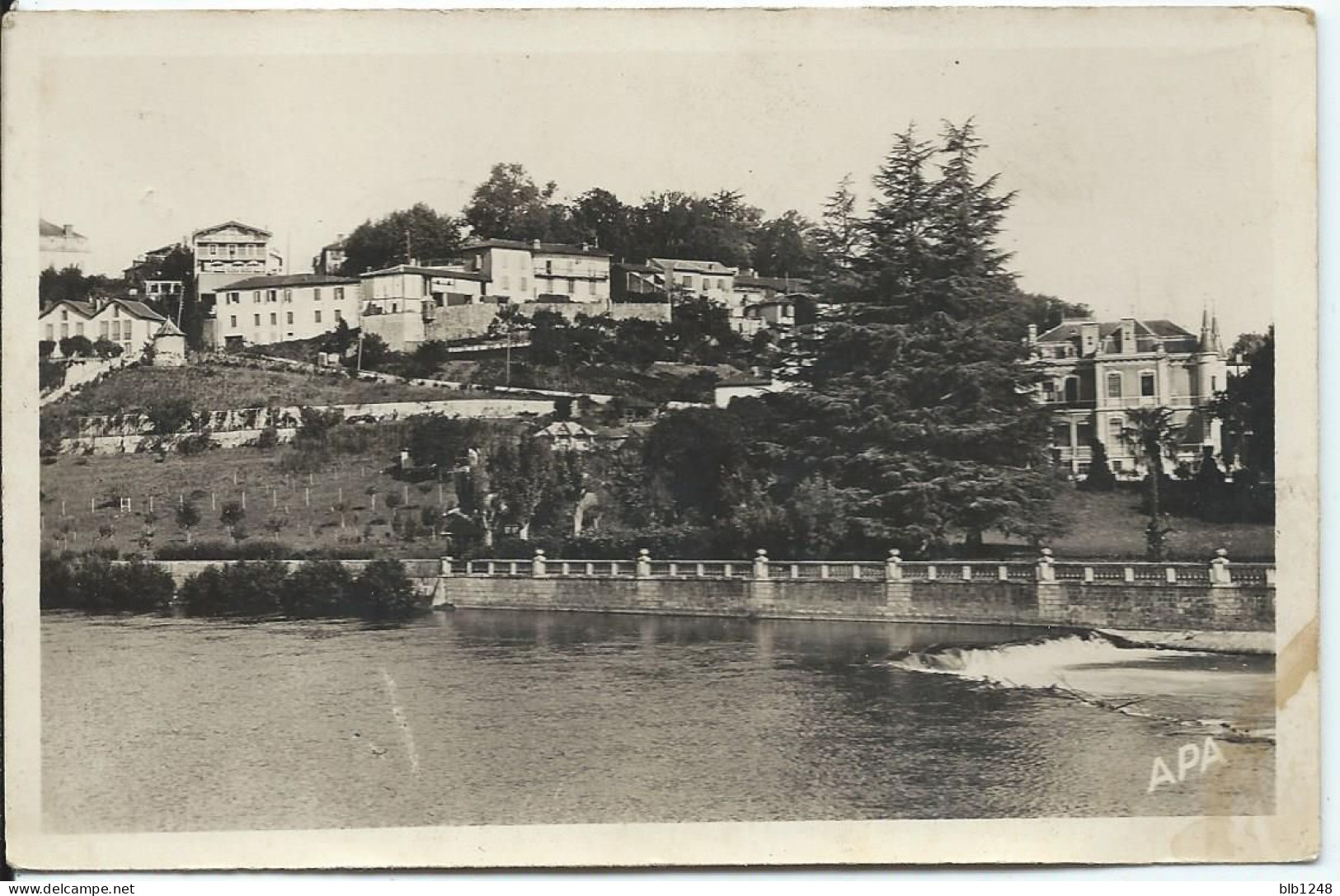 [31] Haute Garonne >  Lot De 3 Cartes De Montrejeau Vue Du Pont Sur La Garonne- Vue Sur La Vallée- Chateau De Valmande - Montréjeau