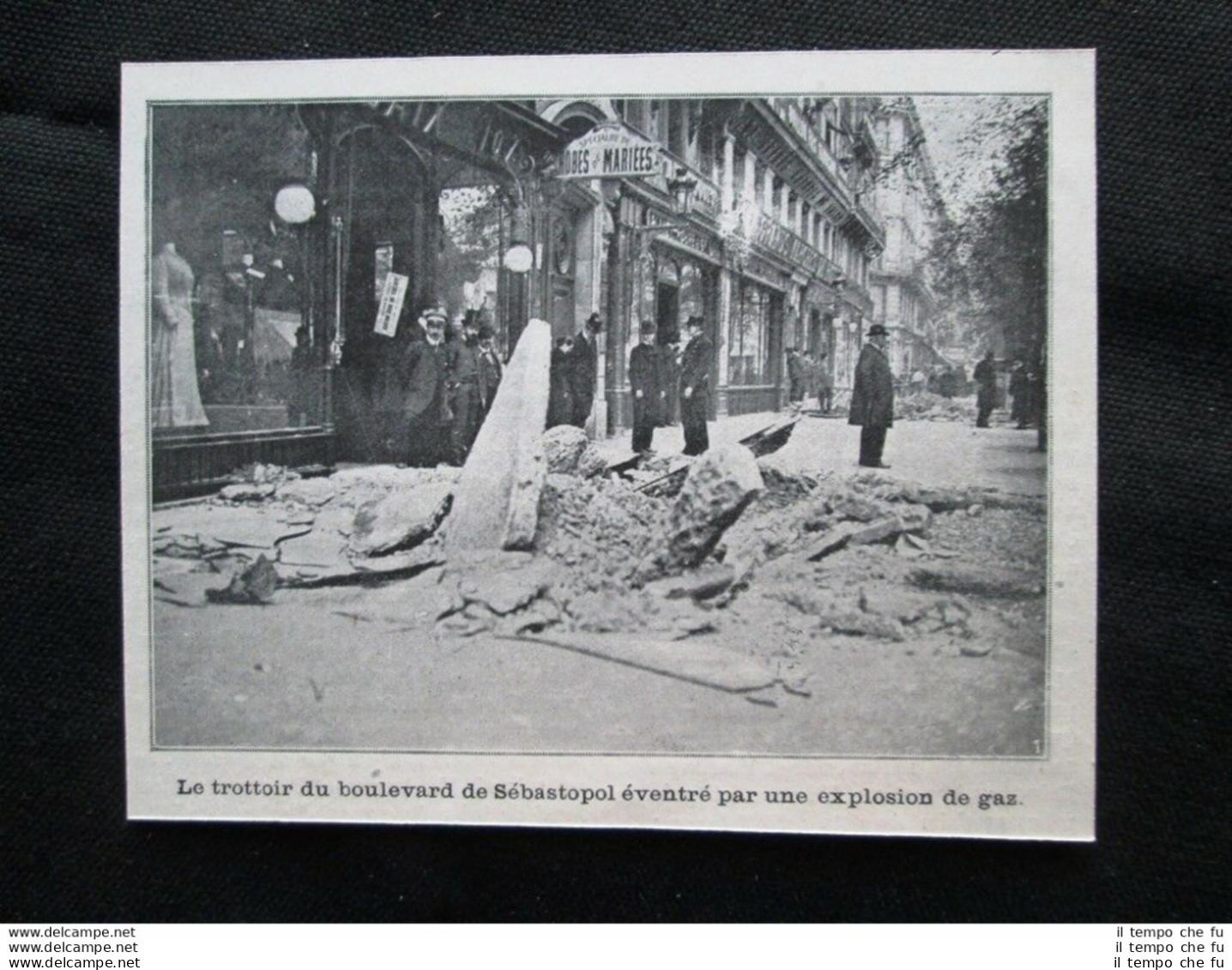 Marciapiede Del Viale Di Sebastopoli Sventrato Da Un'esplosione Stampa Del 1905 - Other & Unclassified
