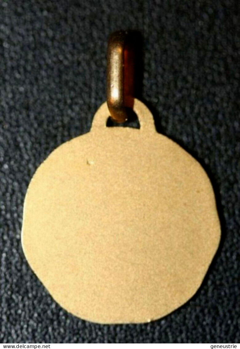 Médaille Religieuse Milieu XXe Plaqué Or "Vierge Marie" Graveur: C.P - Religious Medal - Religion & Esotérisme