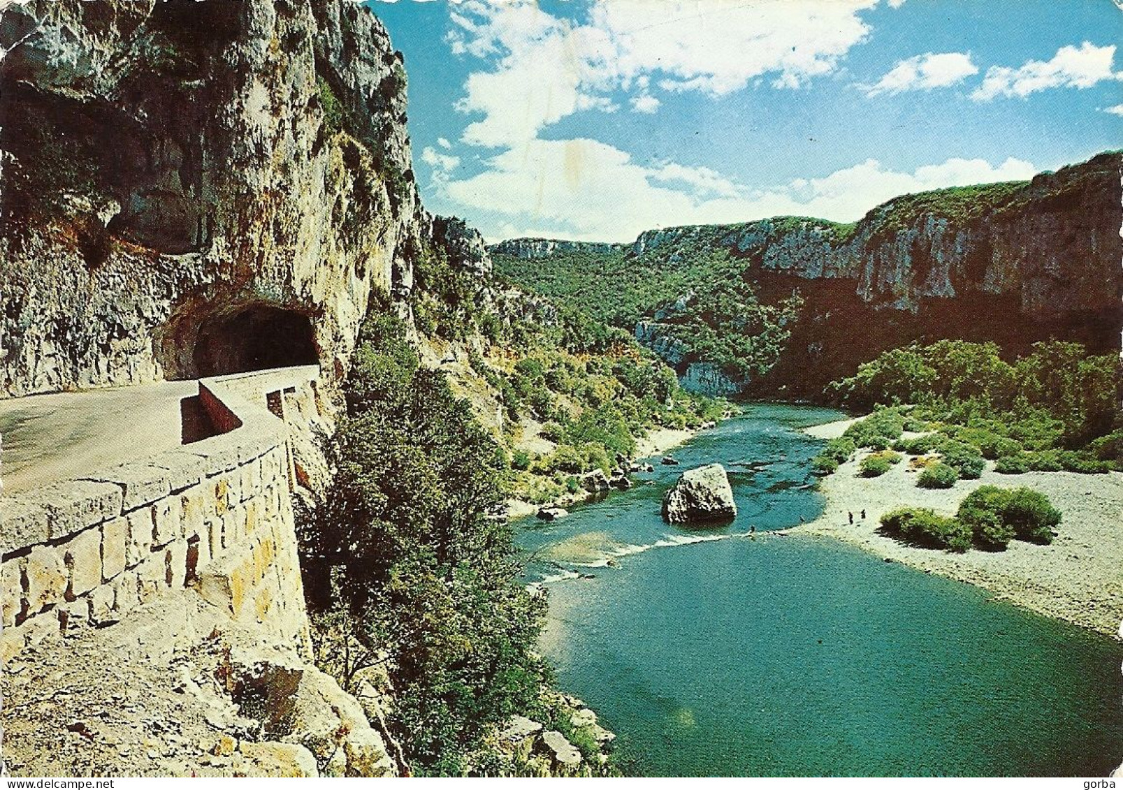 *CPM - 07 - LA ROUTE DU PONT D'ARC - Gorges De L'Ardèche - Vallon Pont D'Arc