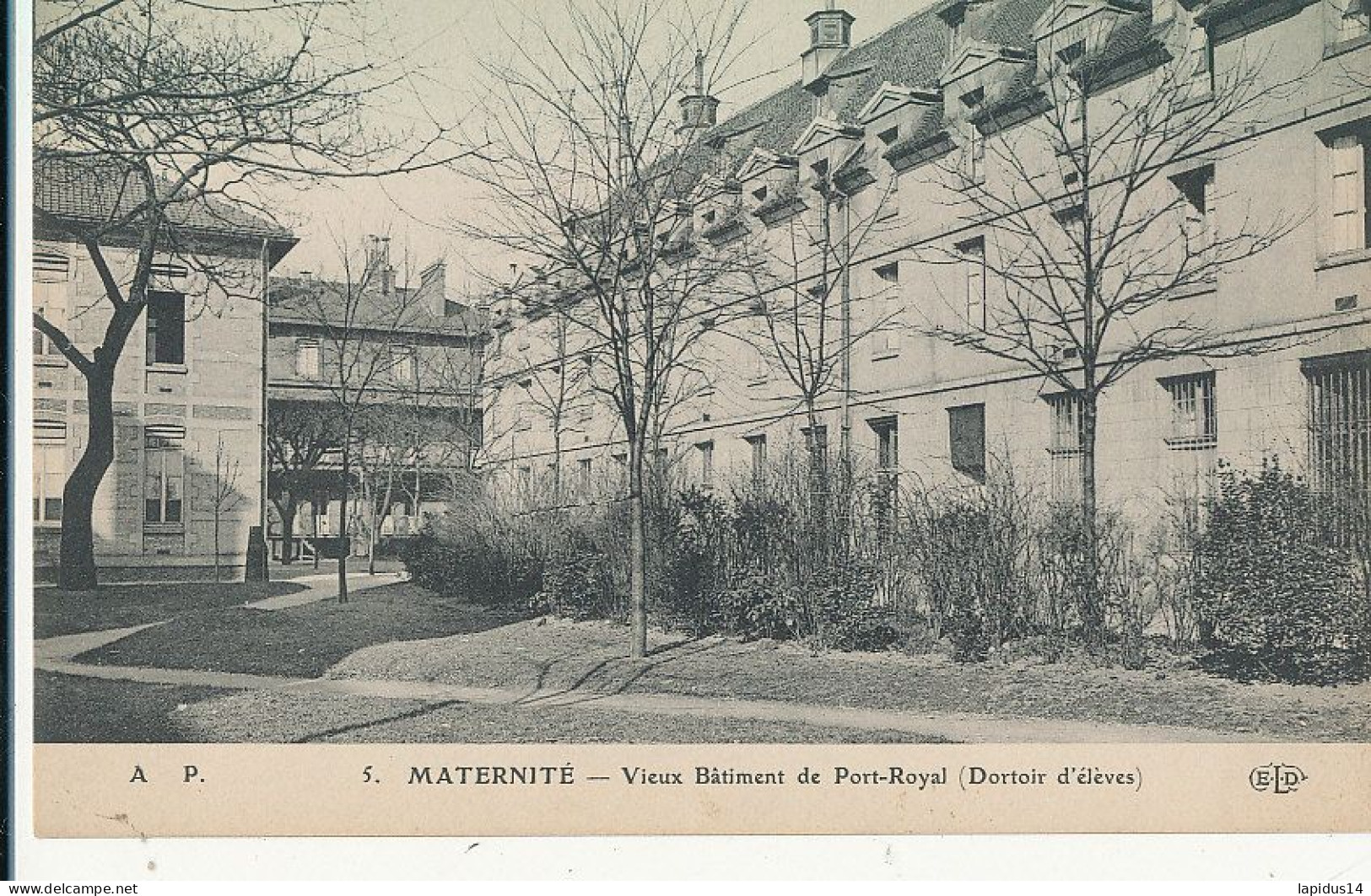 AY 569 /    CPA   PARIS    (75)  MATERNITE -   VIEUX BATIMENT  DE PORT ROYAL  DORTOIR D'ELEVES - Santé