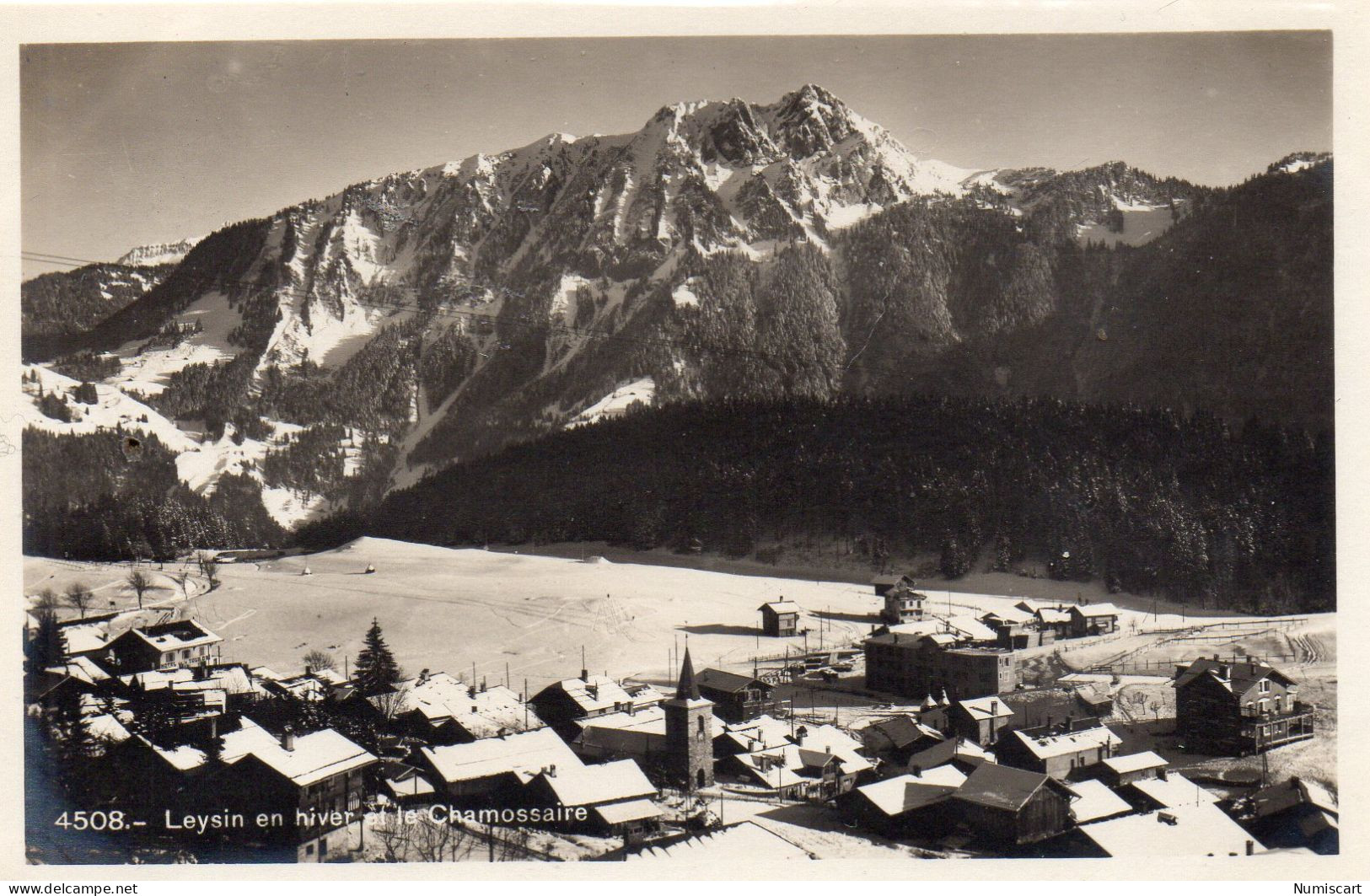 Leysin Belle Vue Du Village En Hiver Le Chamossaire - Leysin