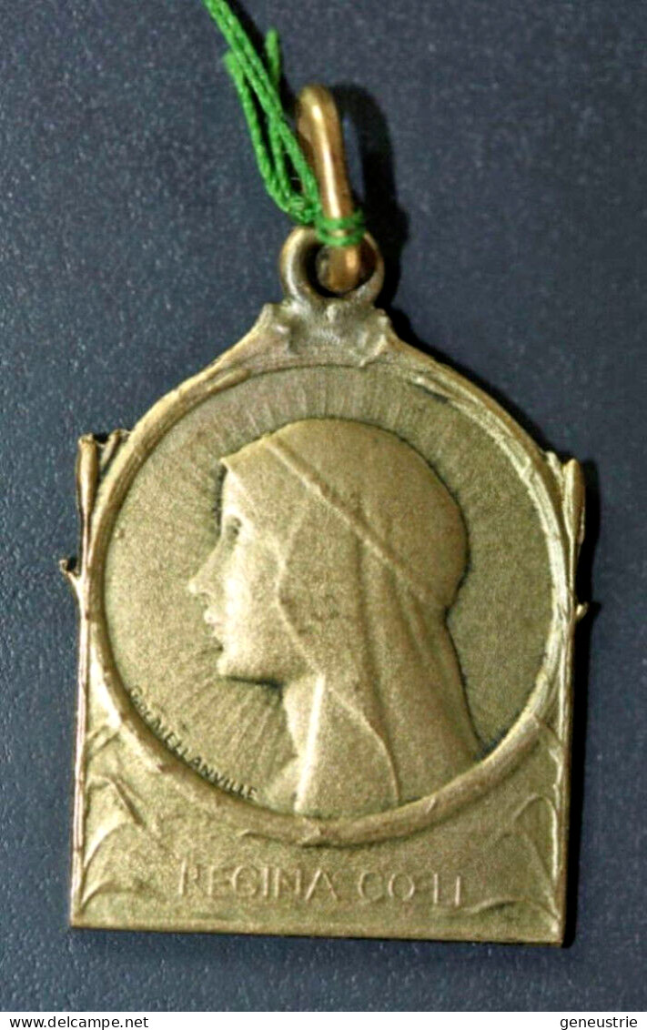 Médaille Religieuse Début XXe "Art Nouveau" Plaqué Or "Sainte Marie" Graveur: Germain De Mellanville - Religious Medal - Religion & Esotérisme