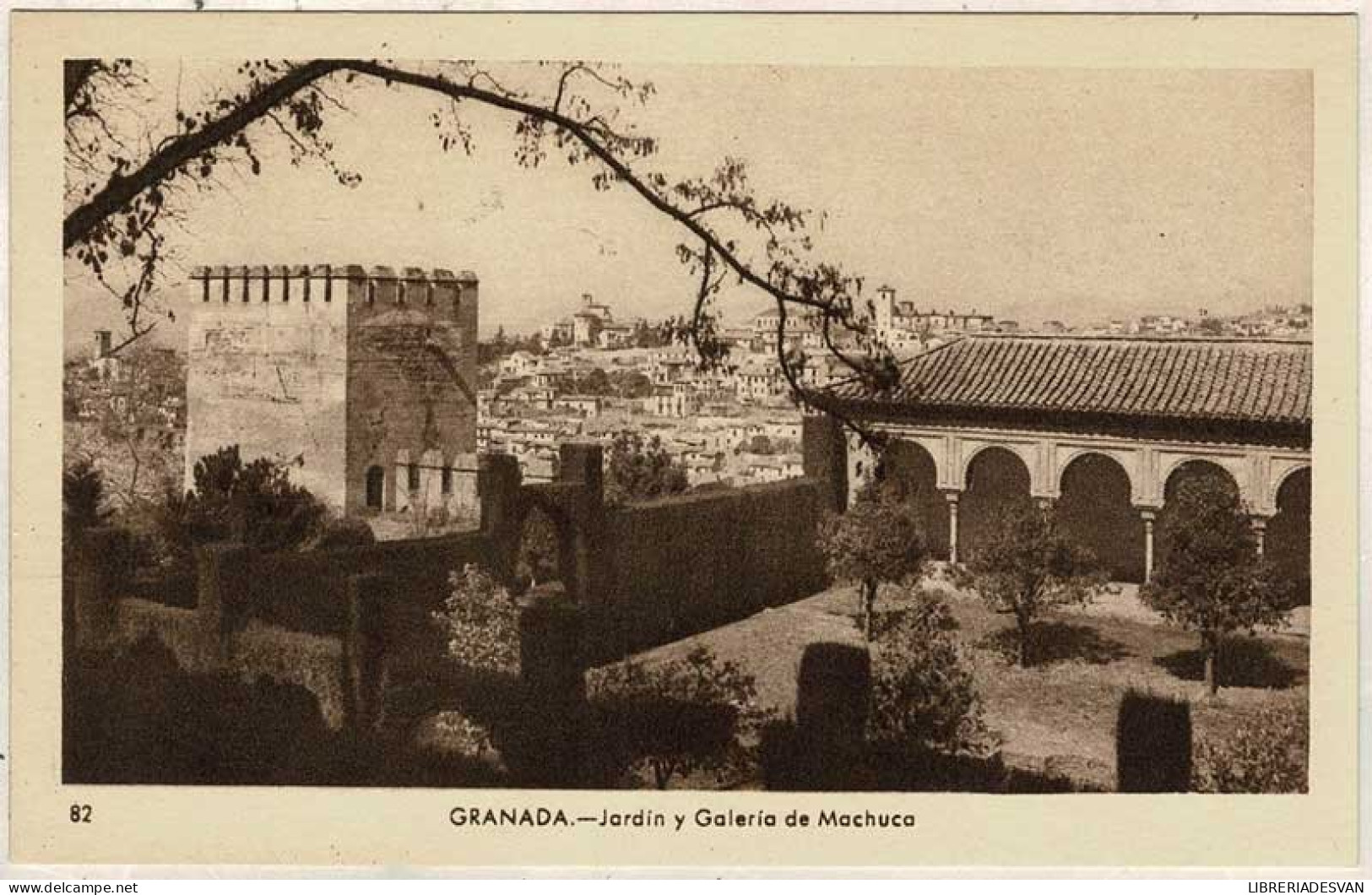 Postal Granada. Jardín Y Galería De Machuca No. 82 - Autres & Non Classés