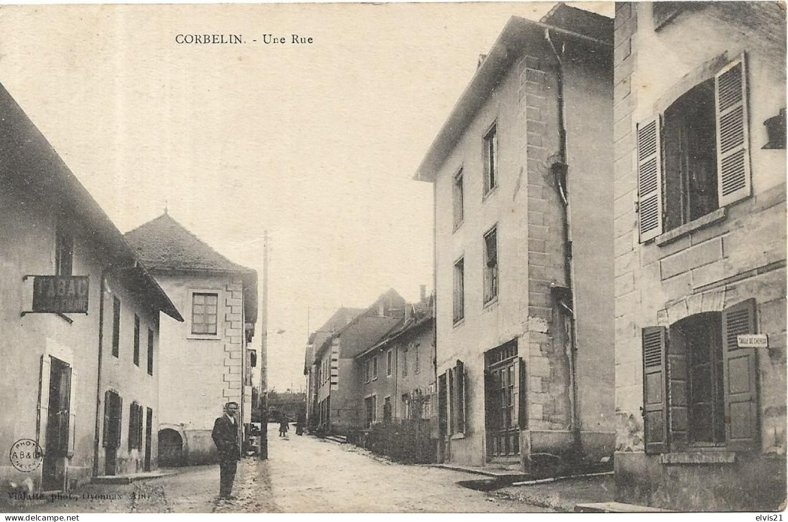 CORBELIN Une Rue - Corbelin