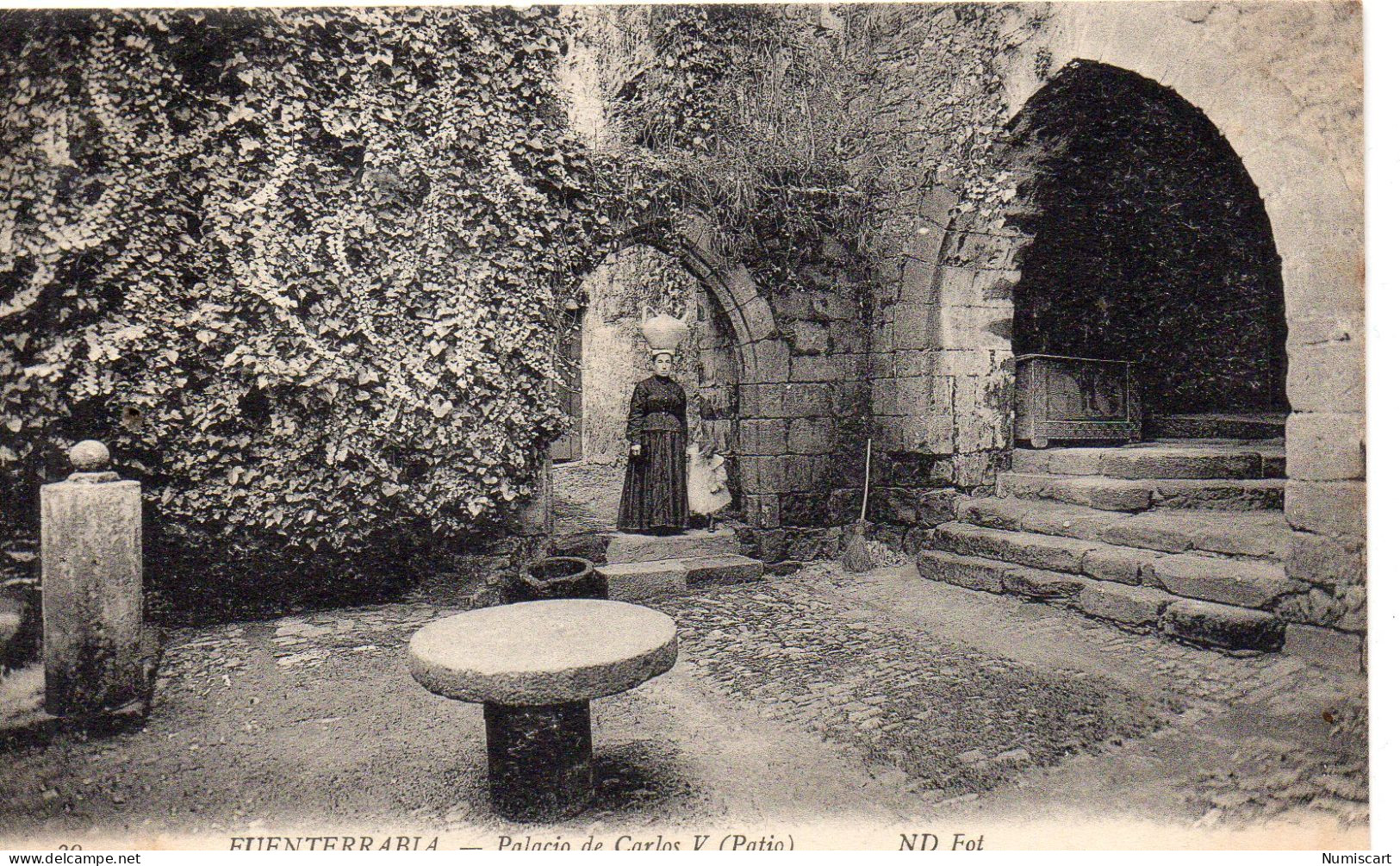 Fuenterrabia Animée Palacio De Carlos Patio - Guipúzcoa (San Sebastián)