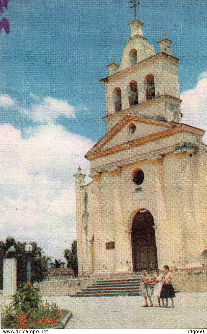 Santa Clara - Iglesia " El Carmen " - Cuba