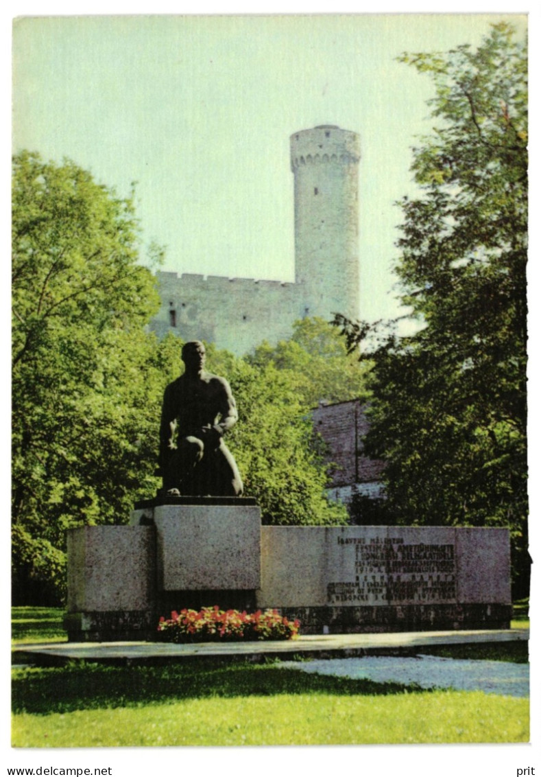 Trade Unions 1st Congress Monument, Toompea Castle, Tallinn Soviet Estonia USSR 1968 Unused Postcard - Estonia