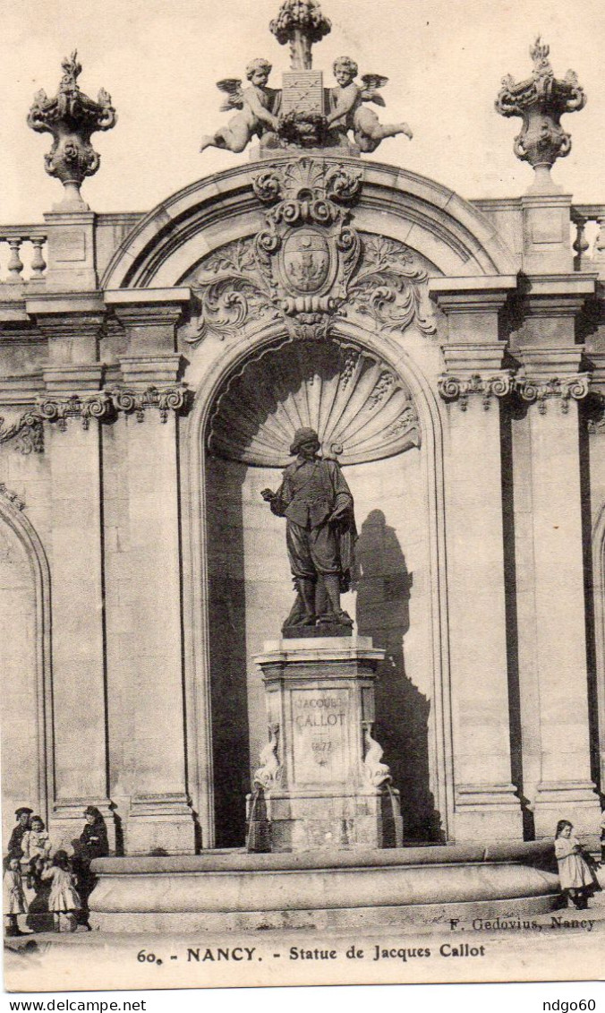 Nancy - Statue  De Jacques Callot - Nancy
