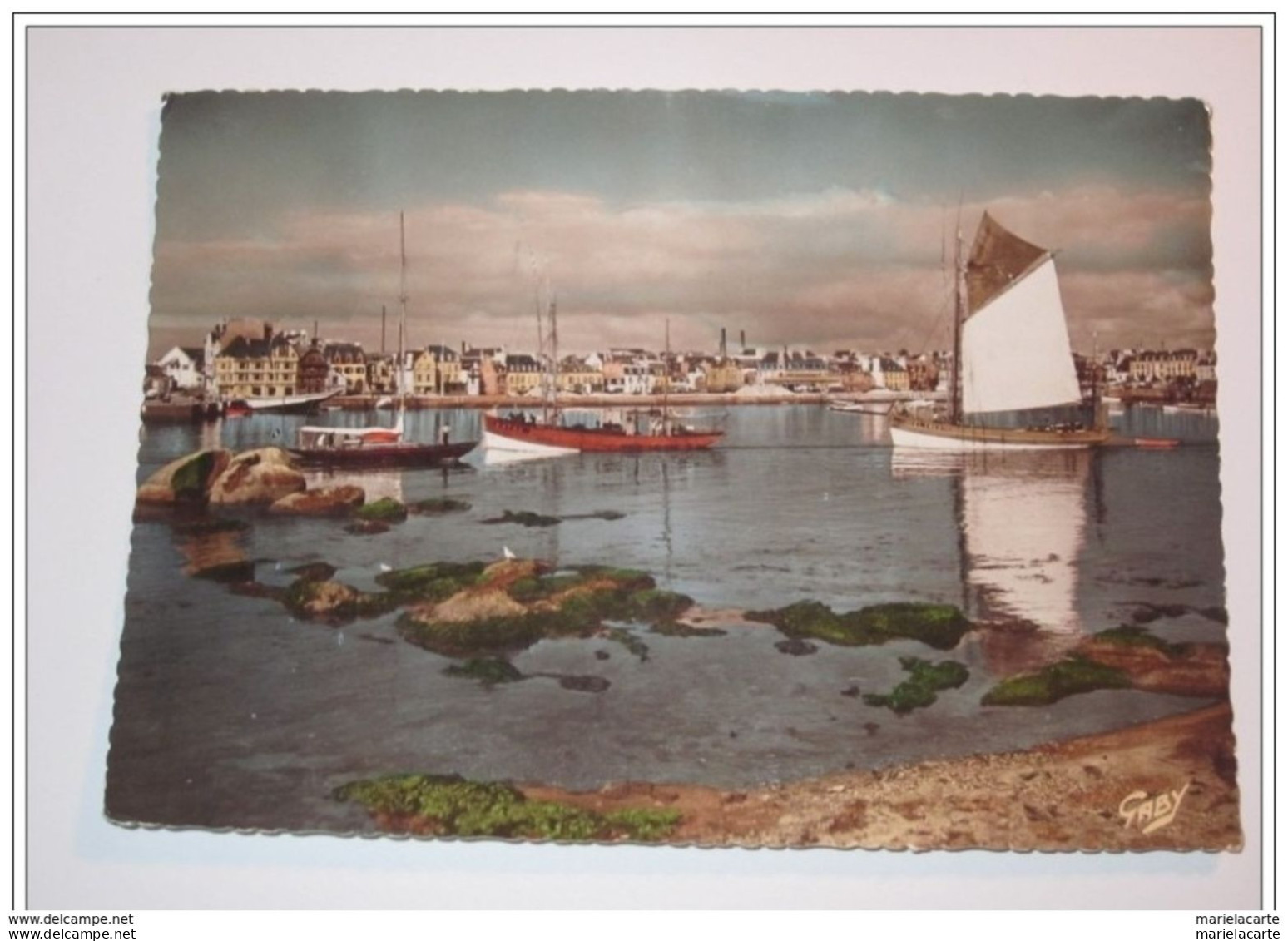 TEL3 -  CPA29   --( Vente Directe )    Concarneau Thonier Bateau De Peche Au Port  1958 - Concarneau