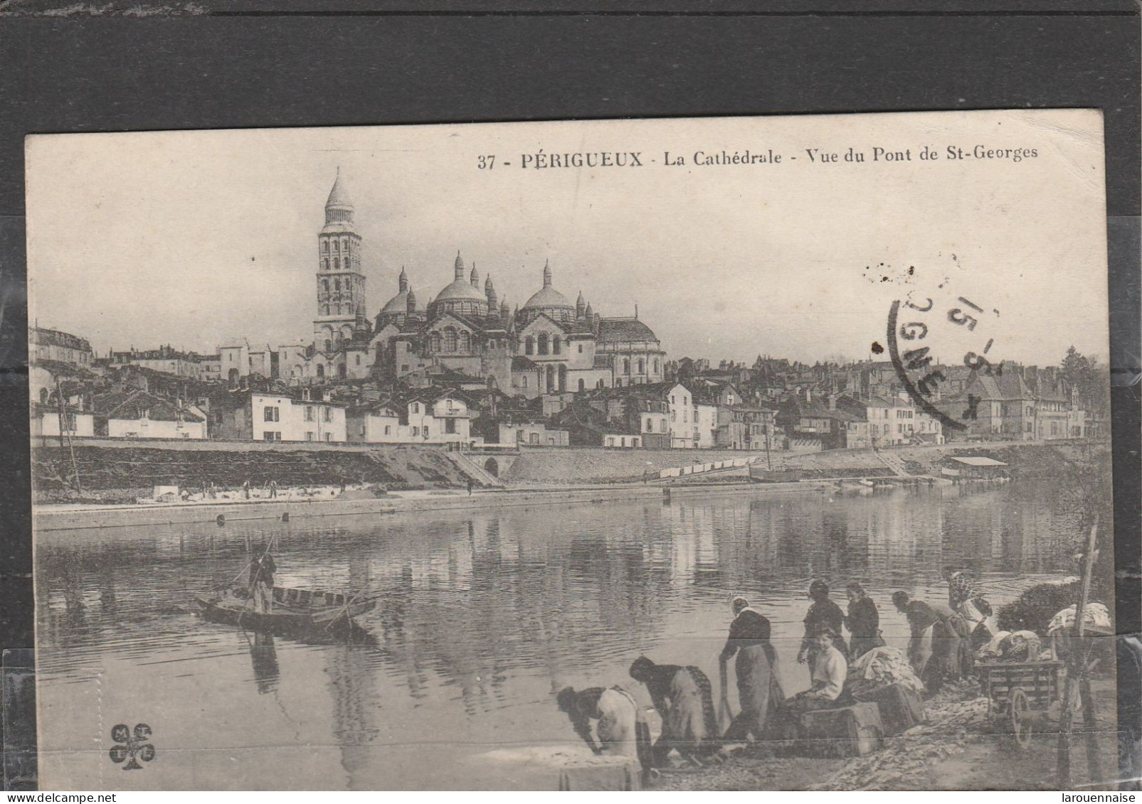 24 - PERIGUEUX - La Cathédrale - Vue Du Pont De St Georges - Périgueux