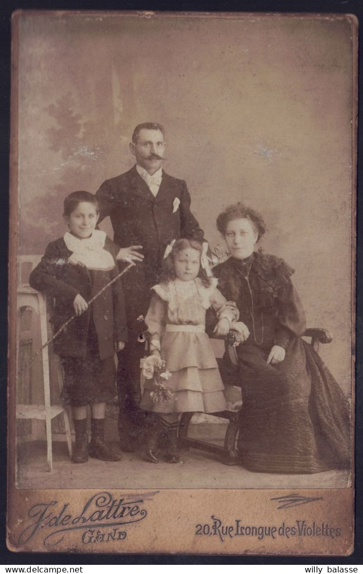 +++ Photo Sur Carton - Phot. De Lattre à GAND - GENT - Portrait De Famille - Couple Et Enfants  // - Ancianas (antes De 1900)