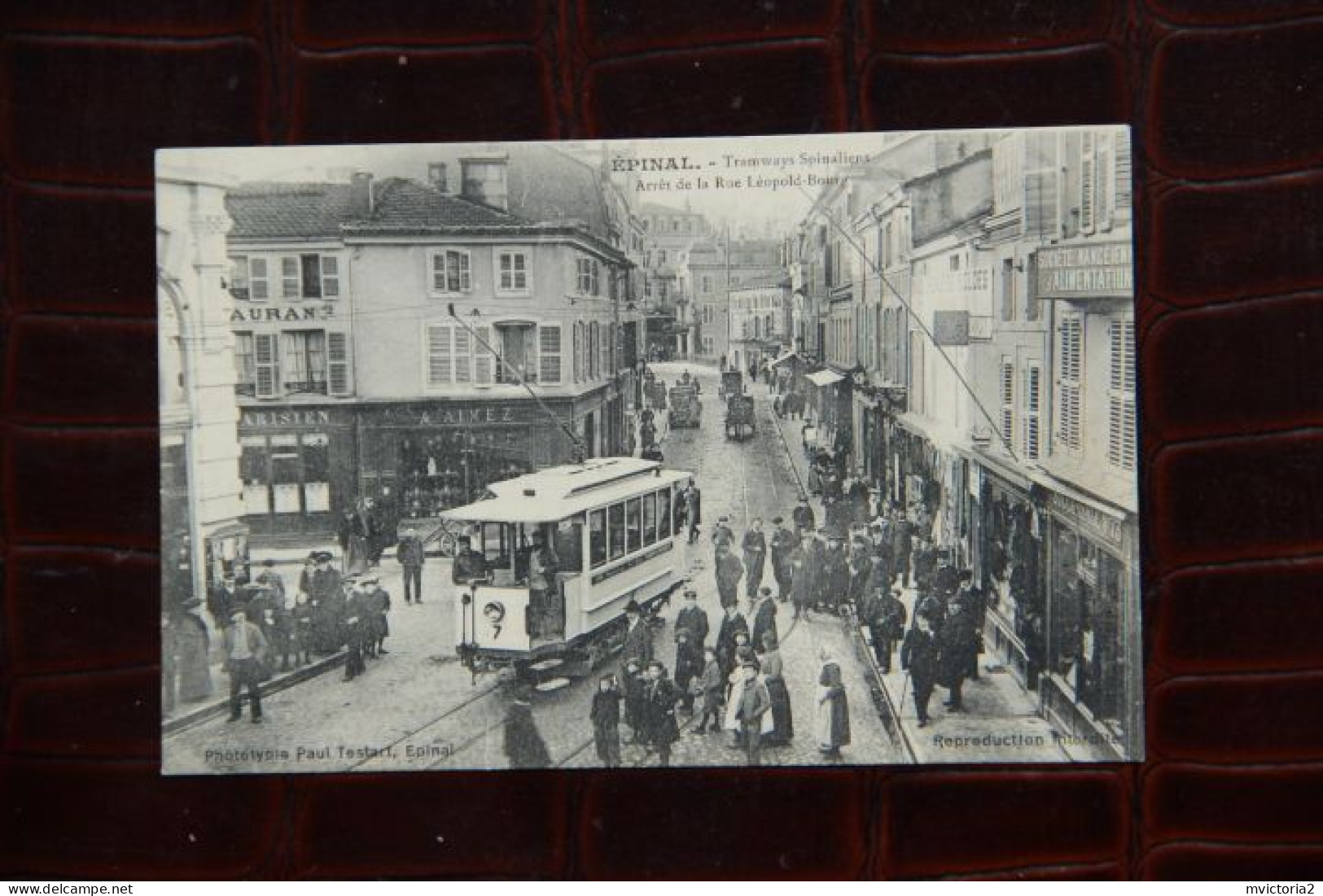 88 - EPINAL : Tramways Spinaliens, Arrêt De La Rue Léopold Bourg - Epinal