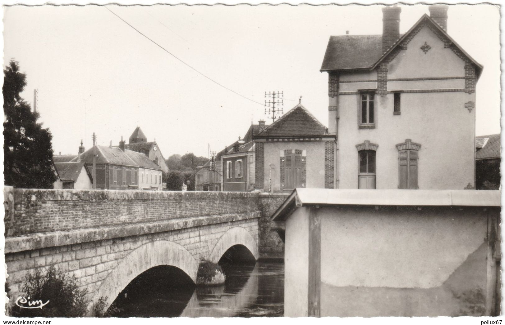 CPSM DE JOUY  (EURE & LOIR)  LE PONT SUR L'EURE - Jouy