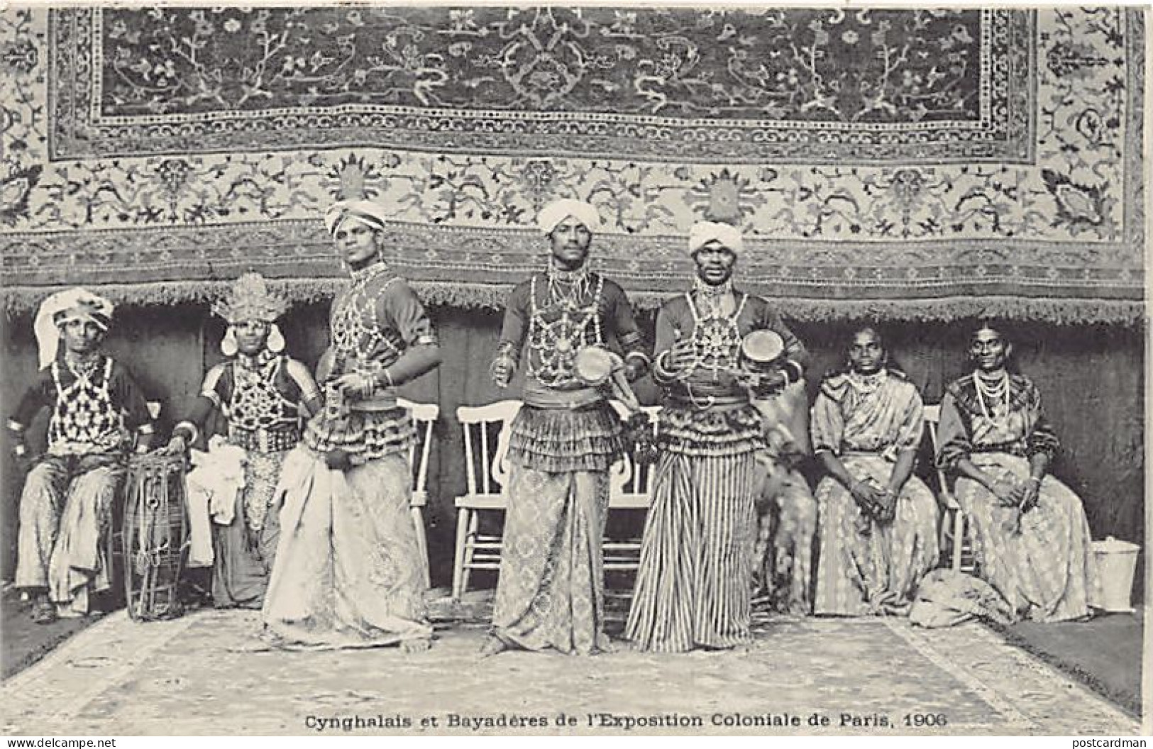 SRI LANKA - Sinhalese People And Bayadere Devadasi Female Dancers At The 1906 Colonial Exhibition In Paris, France - Pub - Sri Lanka (Ceylon)