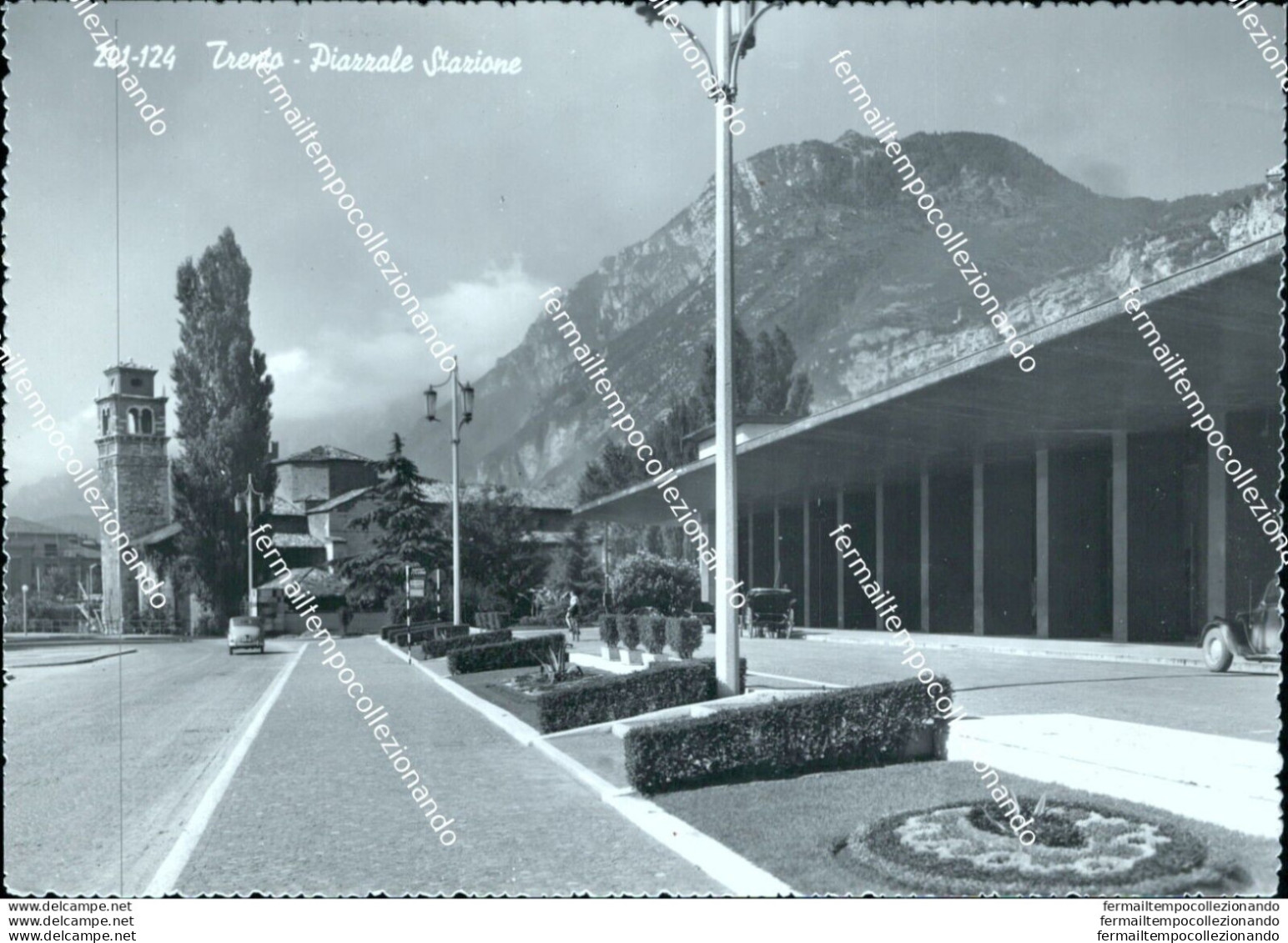 Bm314 Cartolina Trento Citta'  Giardini Piazzale Stazione - Trento