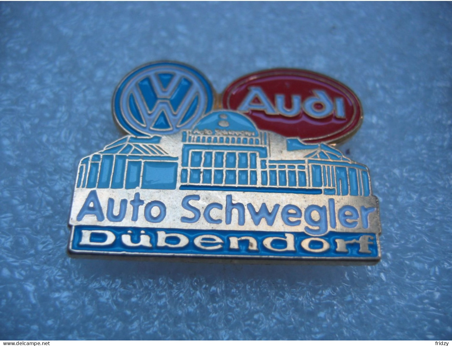 Pin's Du Concessionnaire Audi/WV, Auto Schwegler à Dubendorf En Suisse - Audi