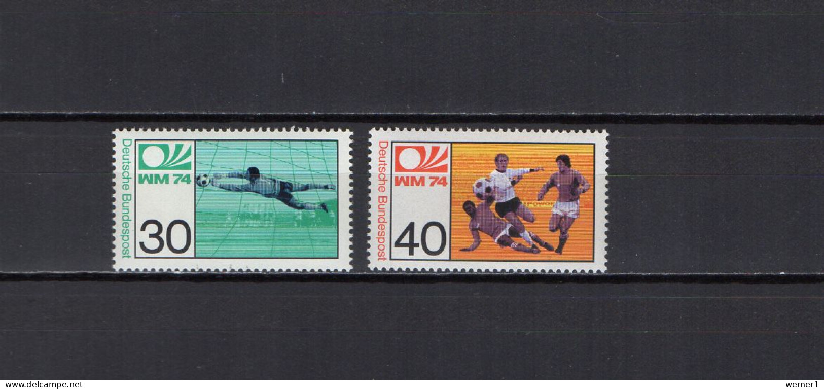 Germany 1974 Football Soccer World Cup Set Of 2 MNH - 1974 – West-Duitsland