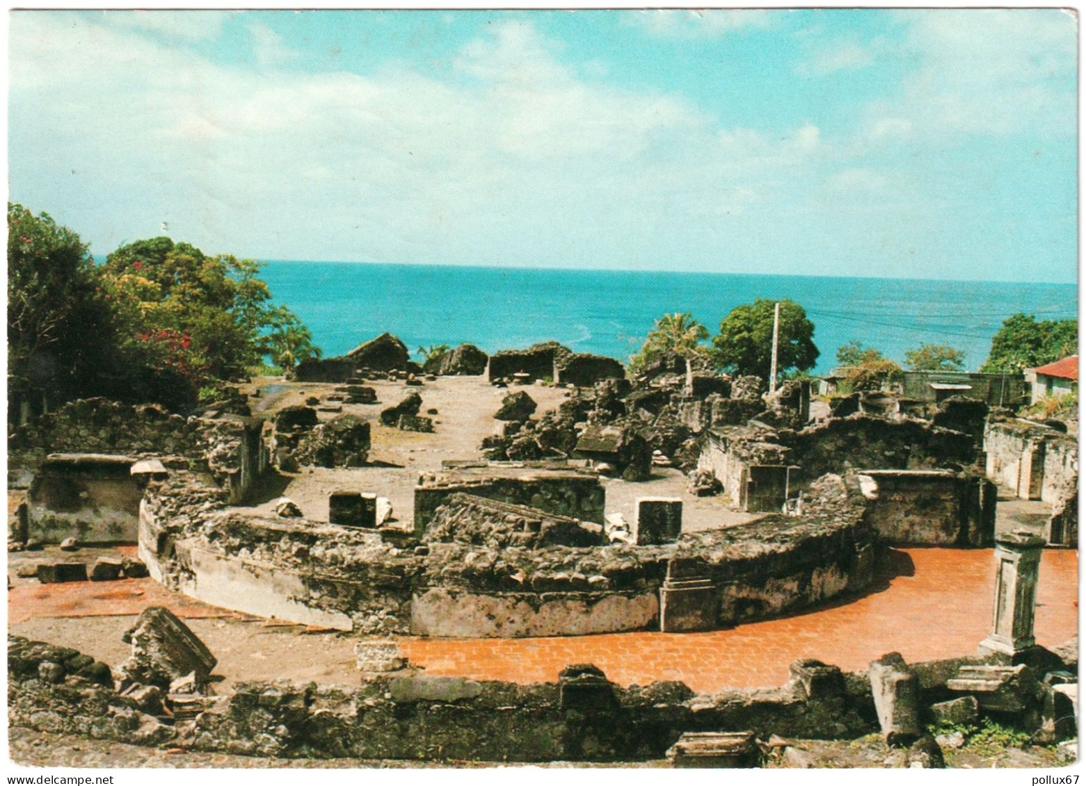 CPSM DE SAINT-PIERRE  (MARTINIQUE)  RUINES DE LA CATHÉDRALE APRÈS L'ÉRUPTION DE LA MONTAGNE PELÉE EN 1902 - Altri & Non Classificati