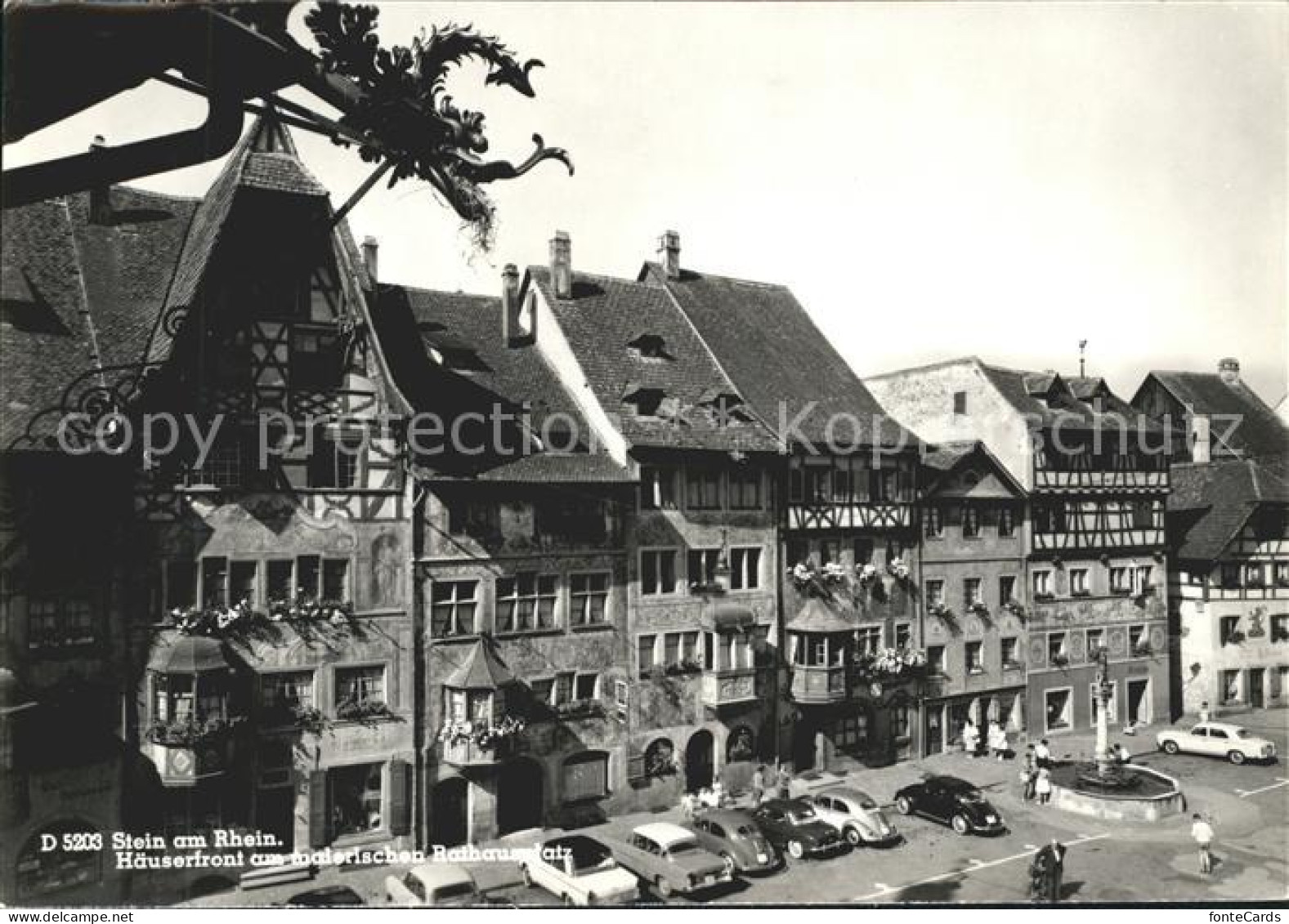 11629374 Stein Rhein Haeuserfront Am Malerischen Rathausplatz Brunnen Stein Am R - Other & Unclassified