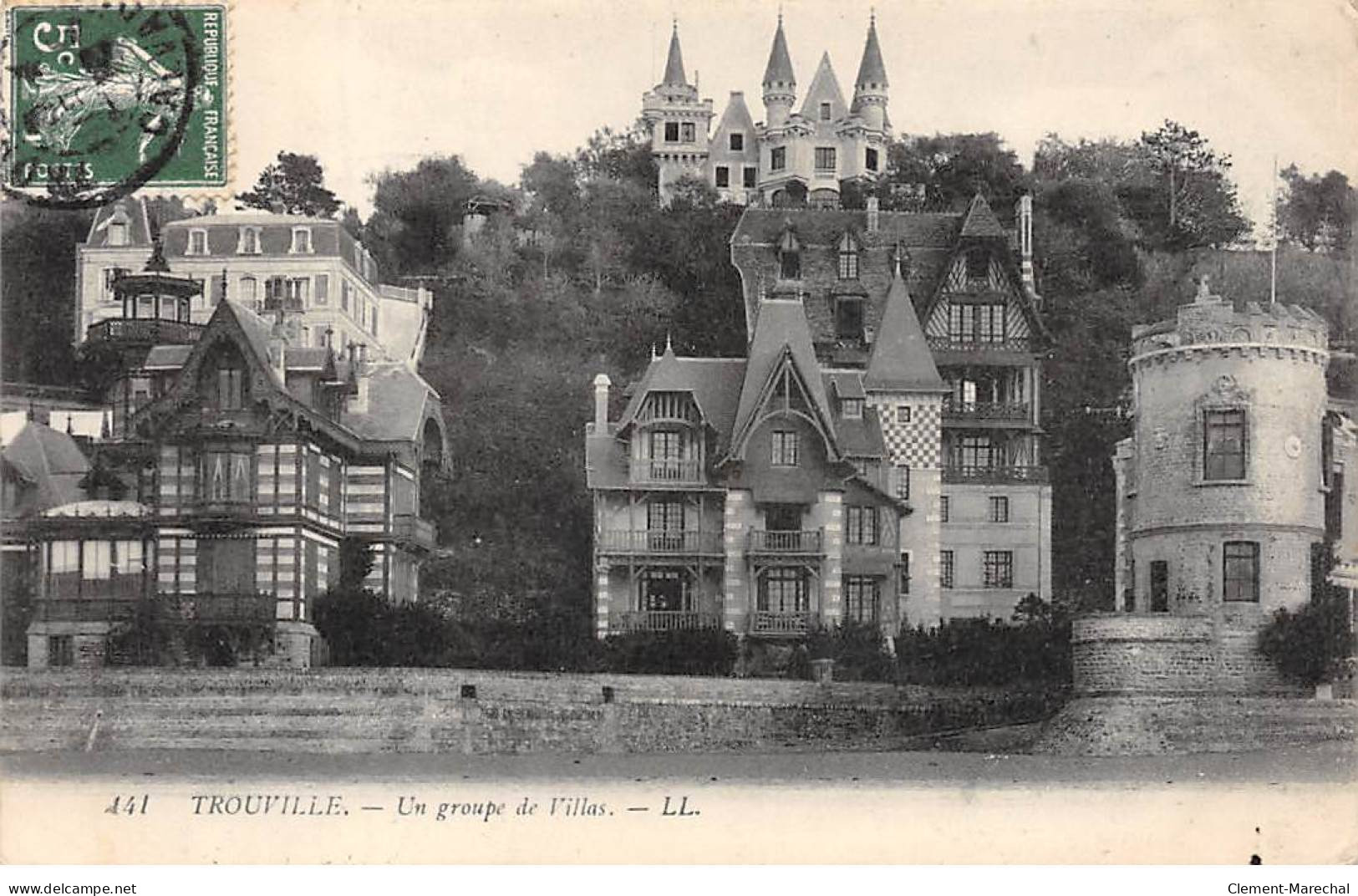 TROUVILLE - Un Groupe De Villas - Très Bon état - Trouville