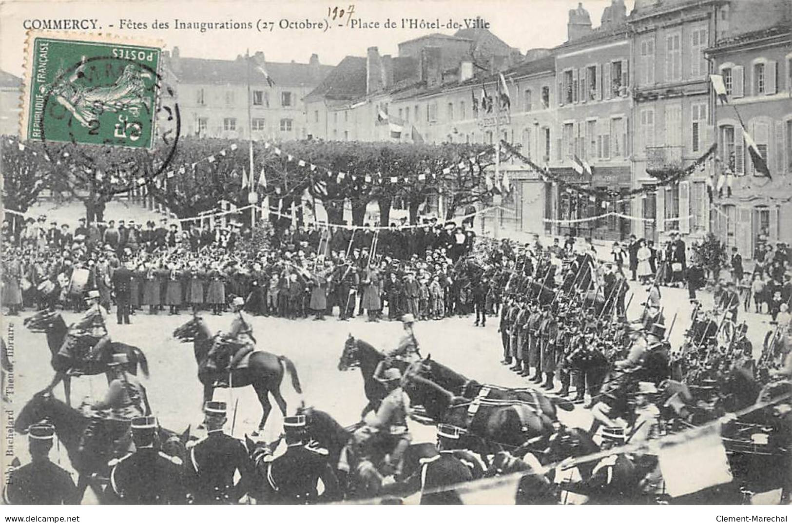 COMMERCY - Fête Des Inaugurations - Place De L'Hôtel De Ville - Très Bon état - Commercy