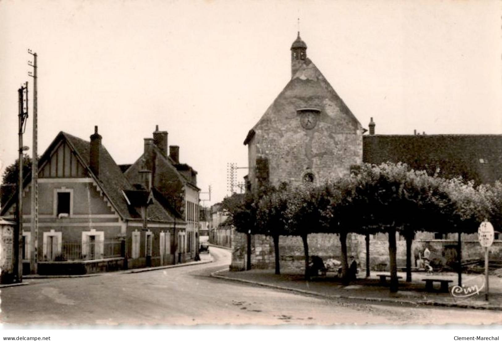 CHATILLON-COLIGNY: Faubourg Du Puyrault Et L'hospice - Très Bon état - Chatillon Coligny