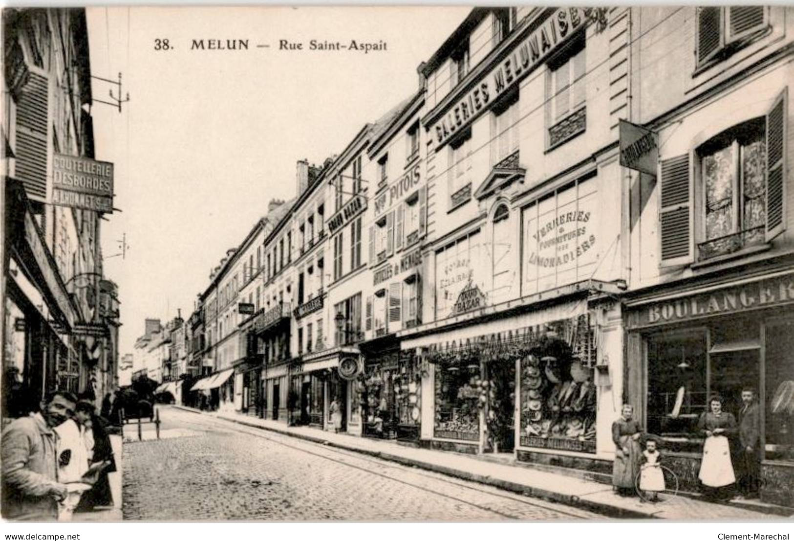 MELUN: Rue Saint-aspait - Très Bon état - Melun