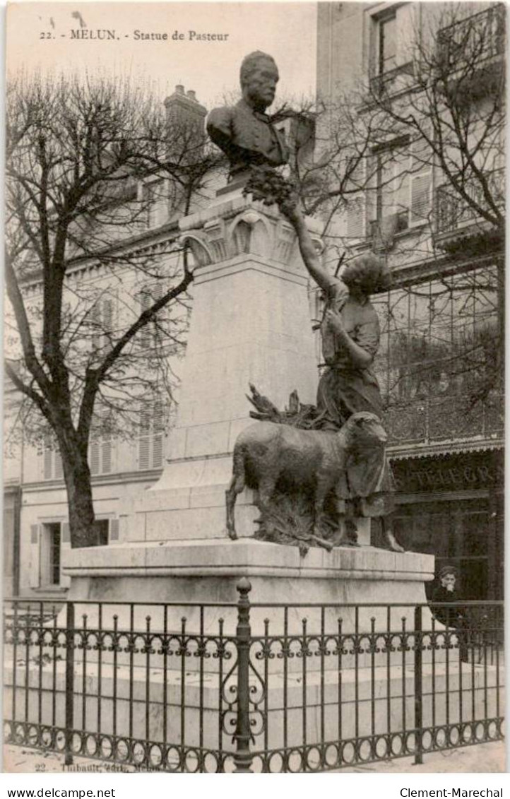 MELUN: Statue De Pasteur - Très Bon état - Melun