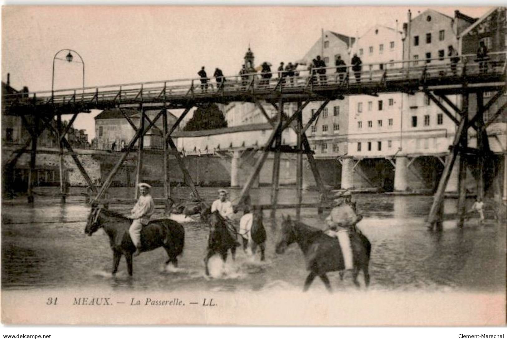 MEAUX: La Passerelle - Très Bon état - Meaux