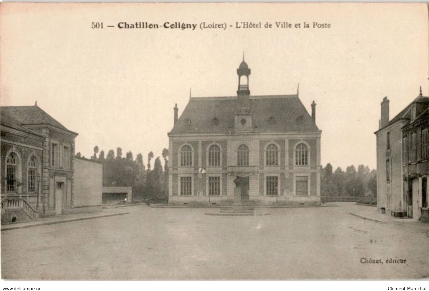 CHATILLON-COLIGNY: L'hôtel De Ville Et La Poste - Très Bon état - Chatillon Coligny