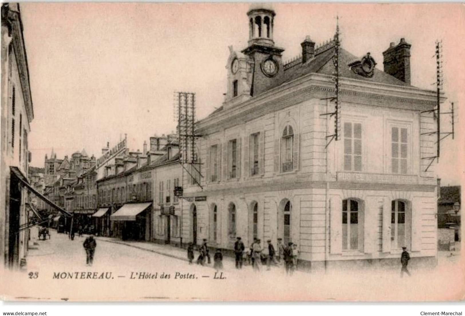 MONTEREAU: L'hôtel Des Postes - Très Bon état - Montereau