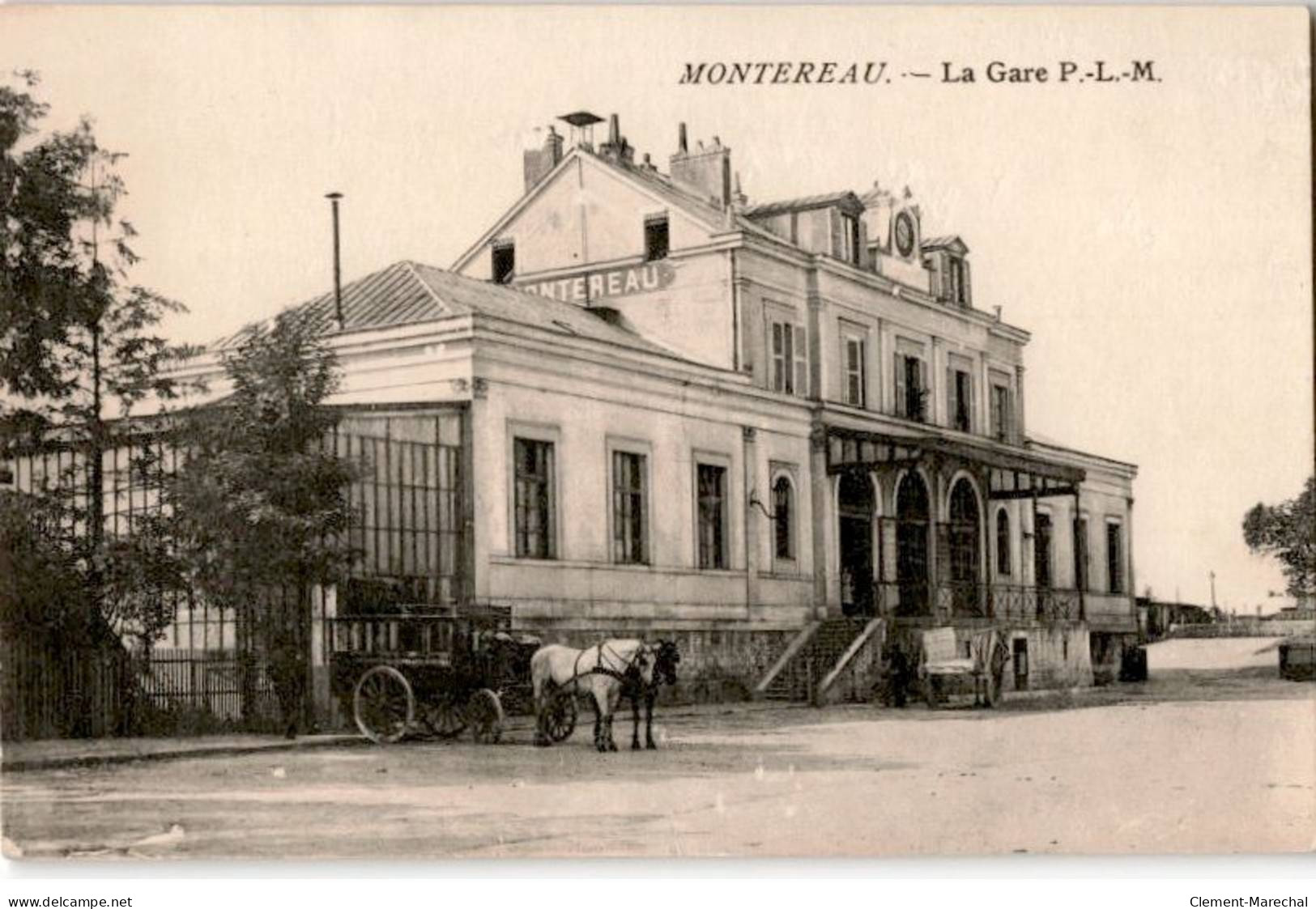 MONTEREAU: La Gare P.L.M. - Très Bon état - Montereau