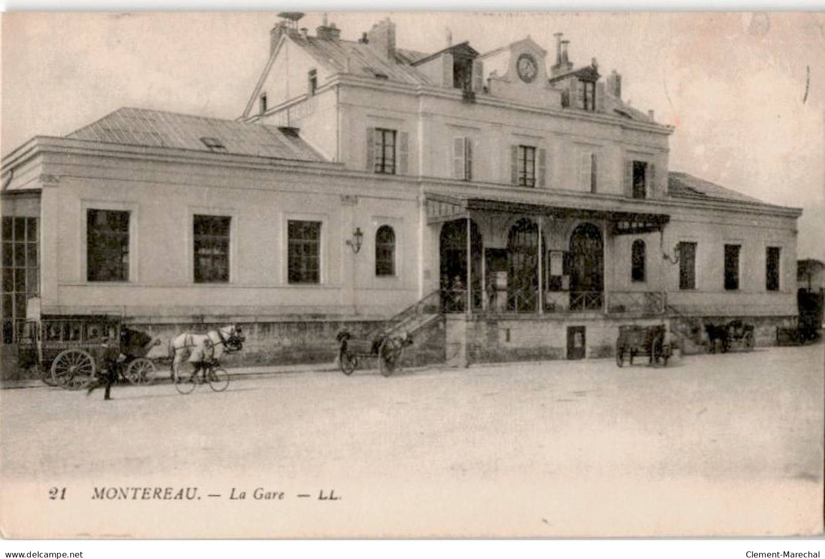 MONTEREAU: La Gare - Très Bon état - Montereau