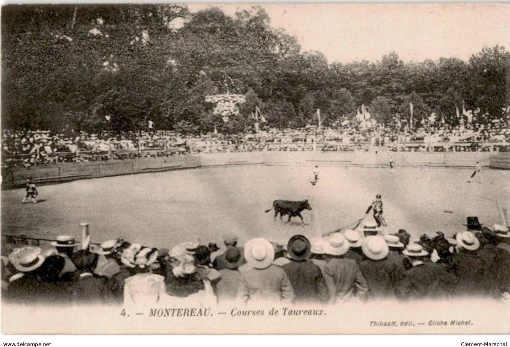 MONTEREAU: Courses De Taureaux - Très Bon état - Montereau