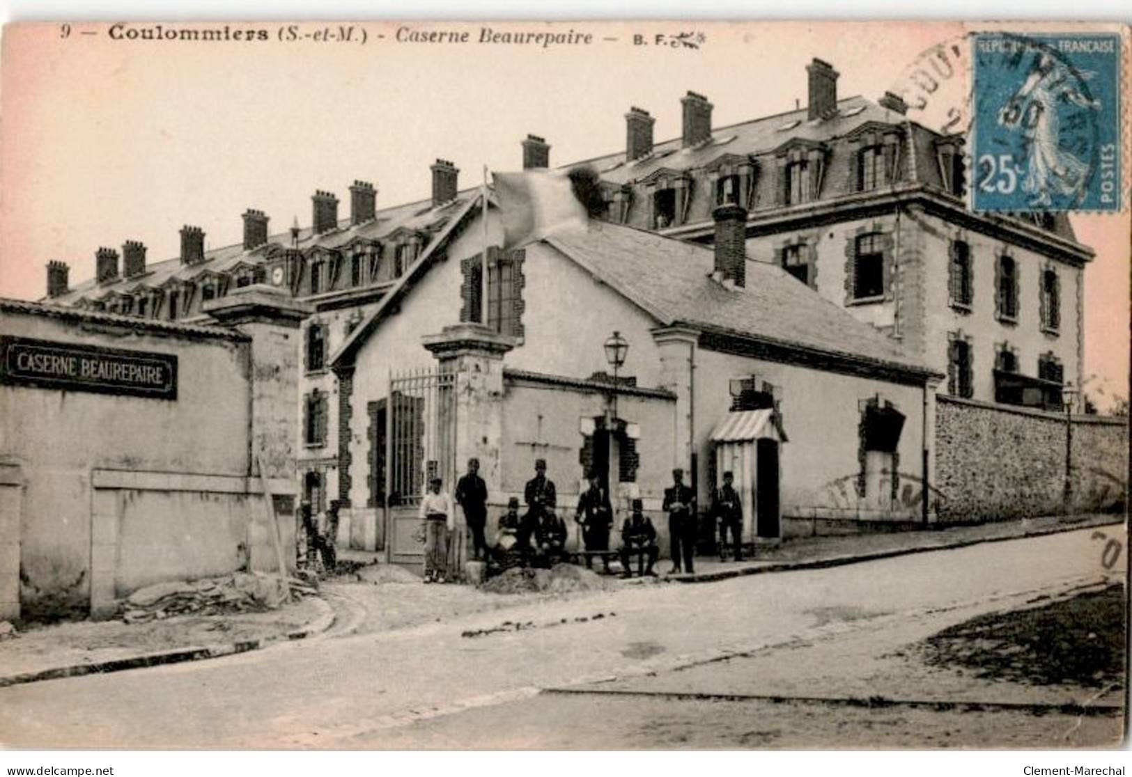 COULOMMIERS: Caserne Beaurepaire - Très Bon état - Coulommiers