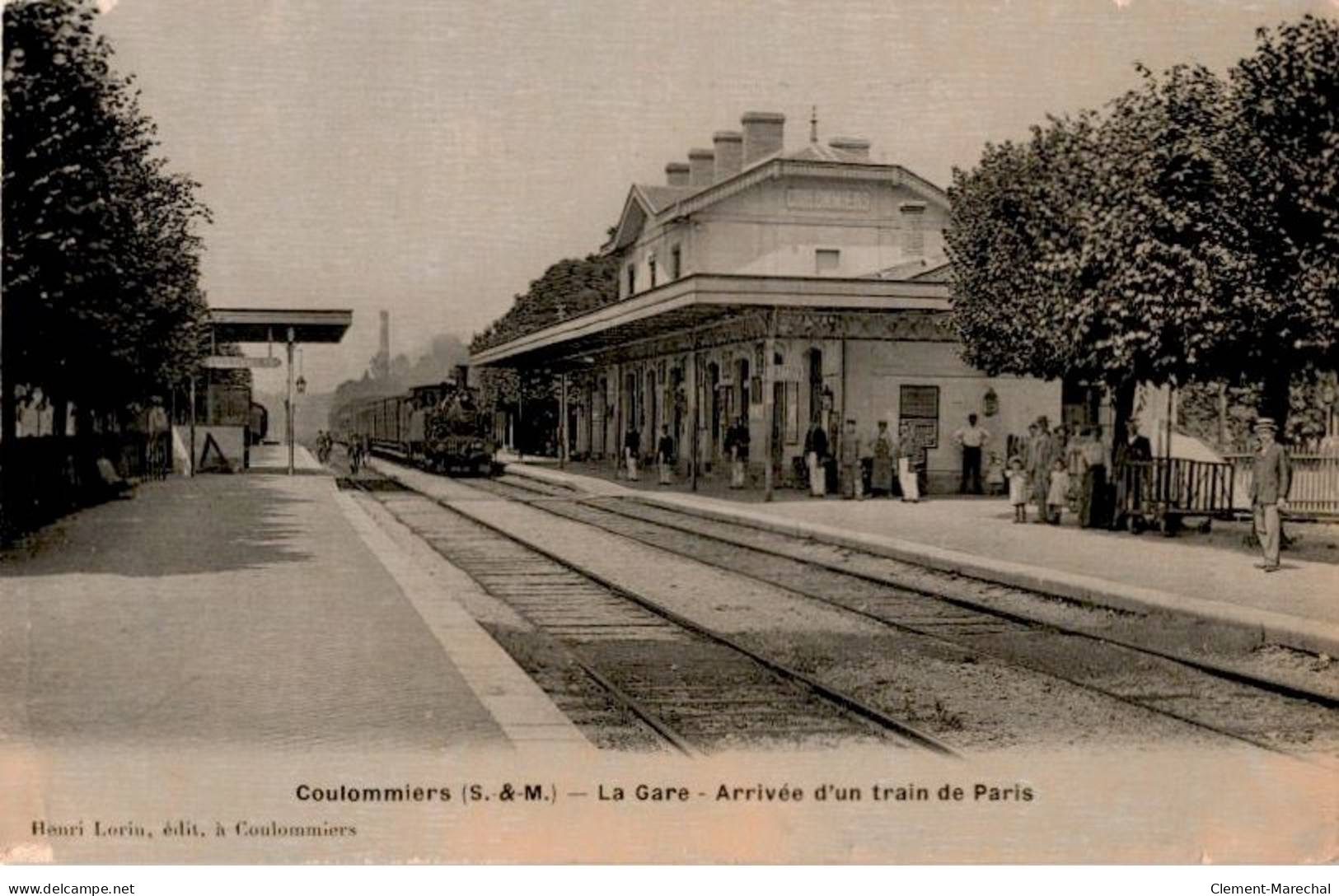 COULOMMIERS: La Gare Arrivée D'un Train De Paris - Très Bon état - Coulommiers