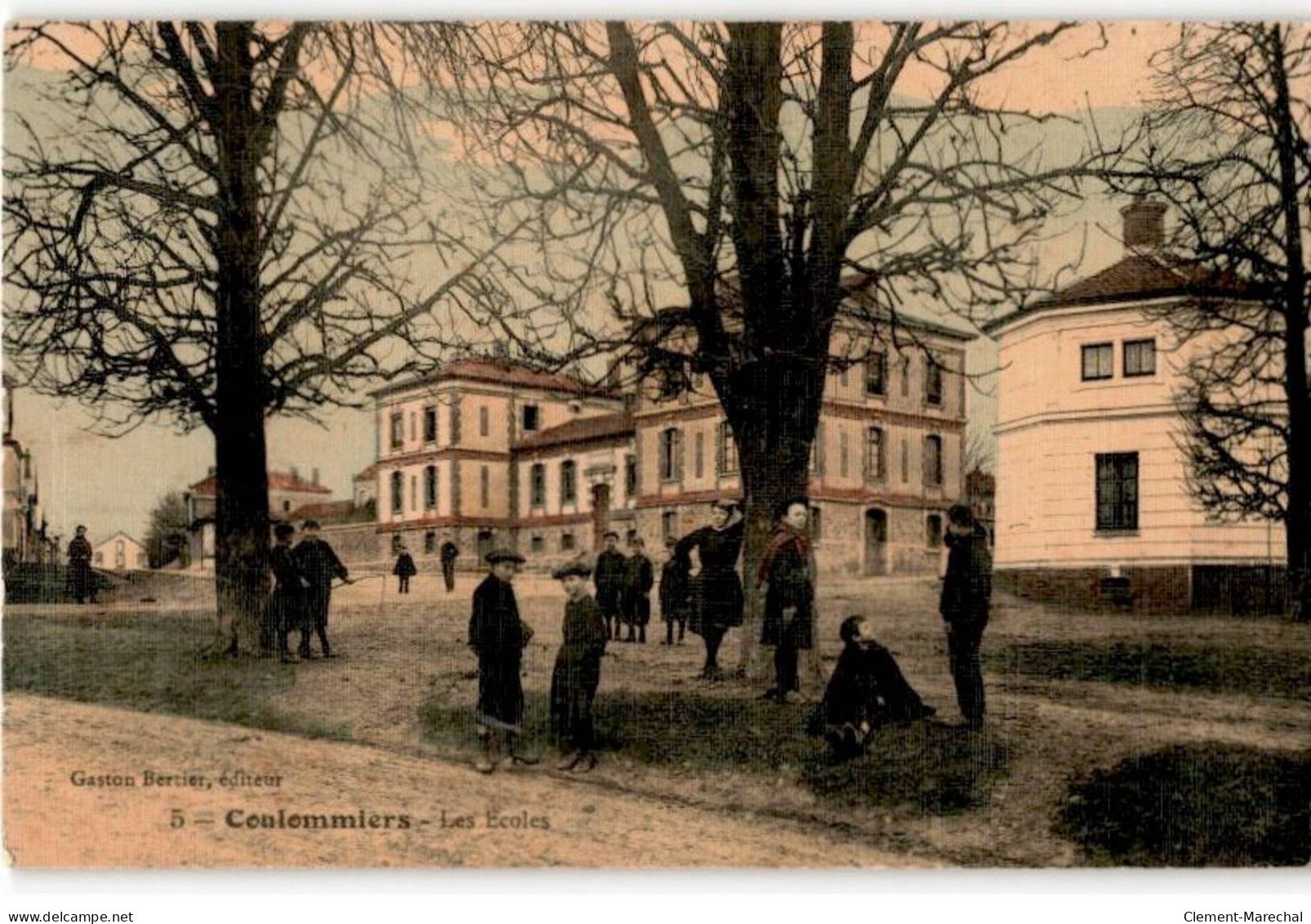 COULOMMIERS: Les écoles - Très Bon état - Coulommiers