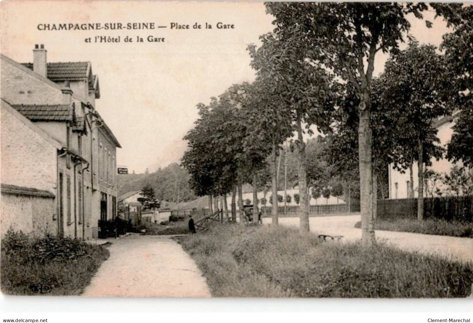 CHAMPAGNE-sur-SEINE: Place De La Gare - état - Champagne Sur Seine