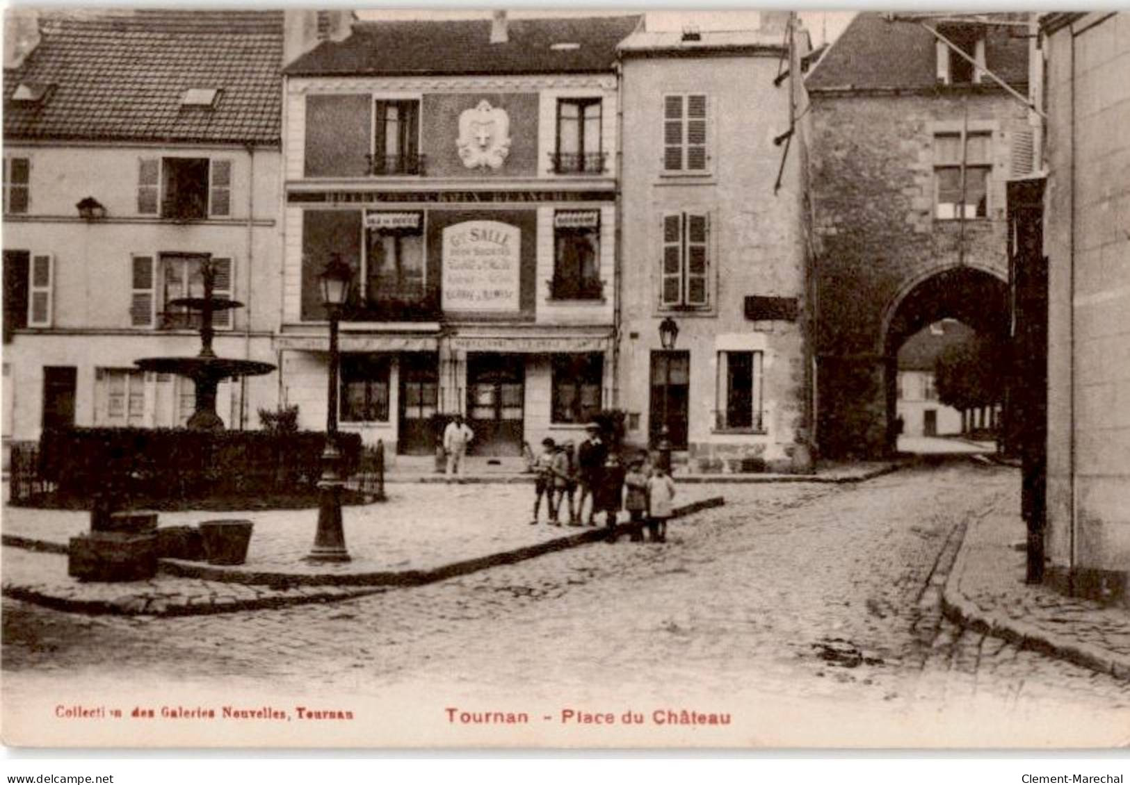 TOURNAN: Place Du Château - Très Bon état - Tournan En Brie