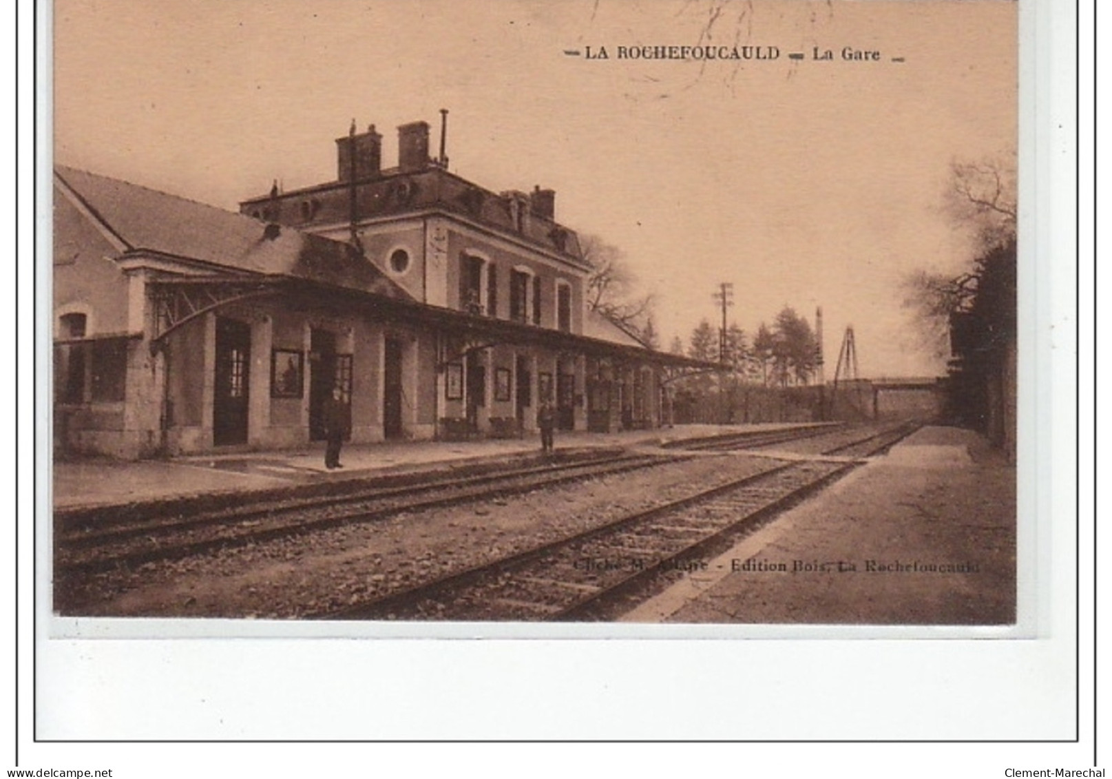 LA ROCHEFOUCAULD - La Gare - Très Bon état - Sonstige & Ohne Zuordnung